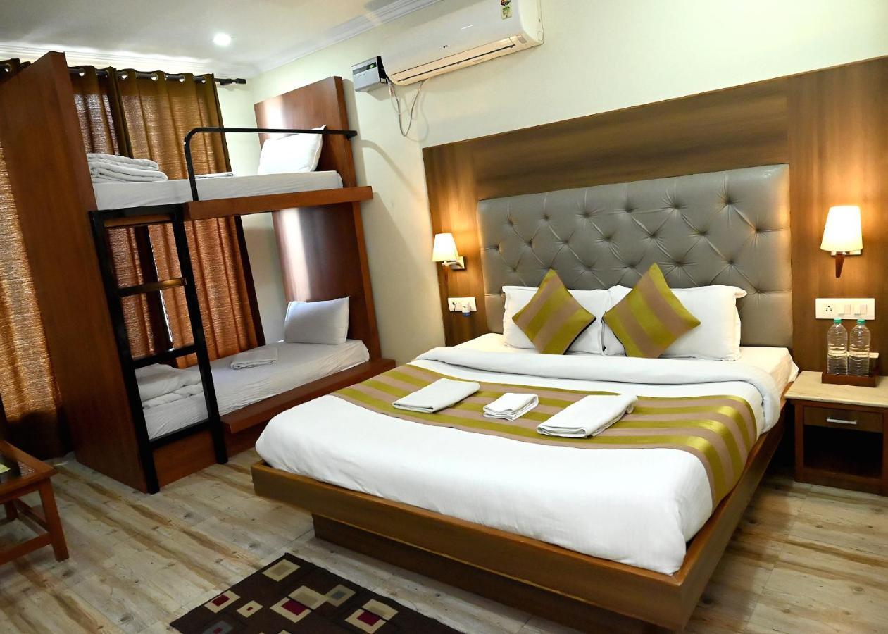 Hotel Peepal Tree Rishīkesh Exteriör bild