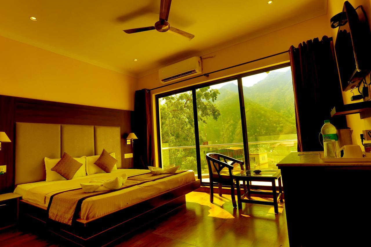 Hotel Peepal Tree Rishīkesh Exteriör bild