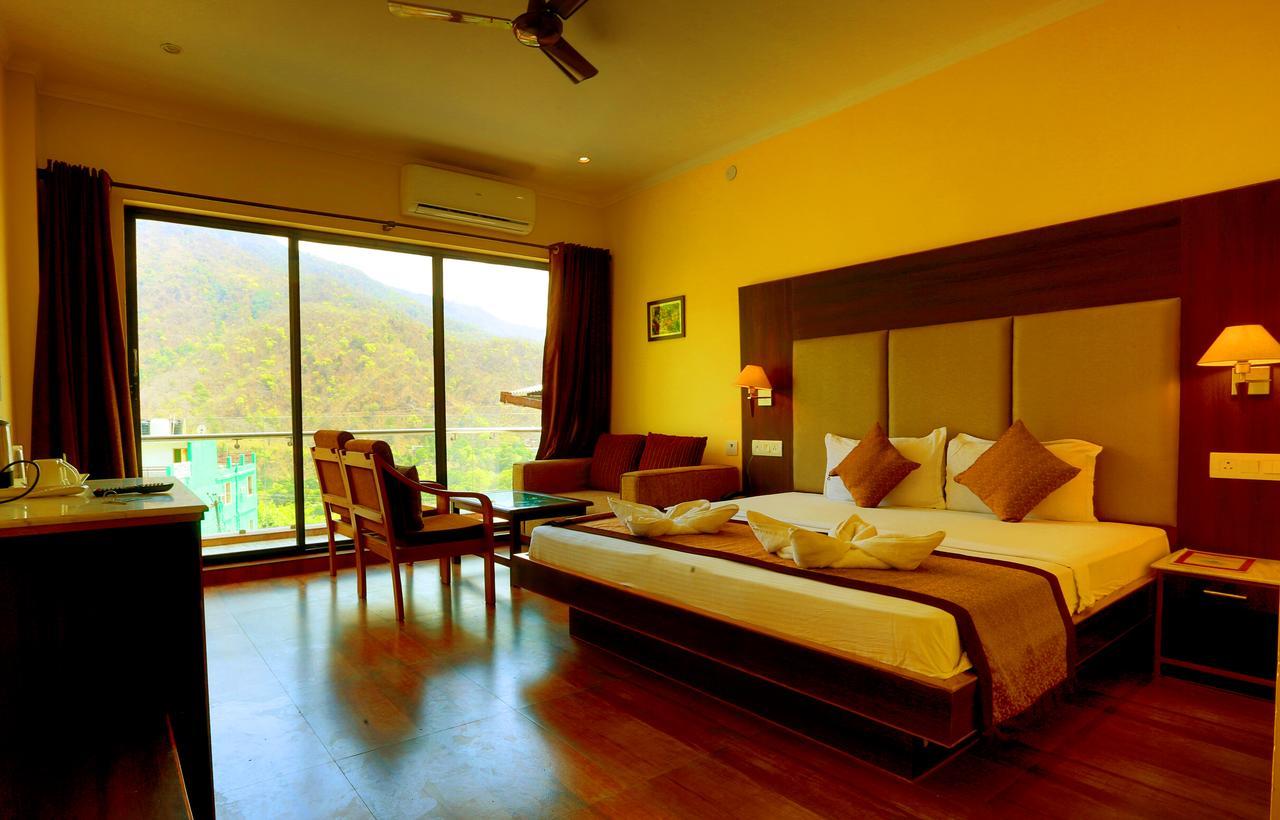 Hotel Peepal Tree Rishīkesh Exteriör bild